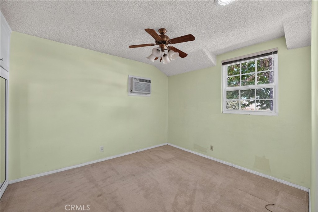 742 Irving Property Photo 25