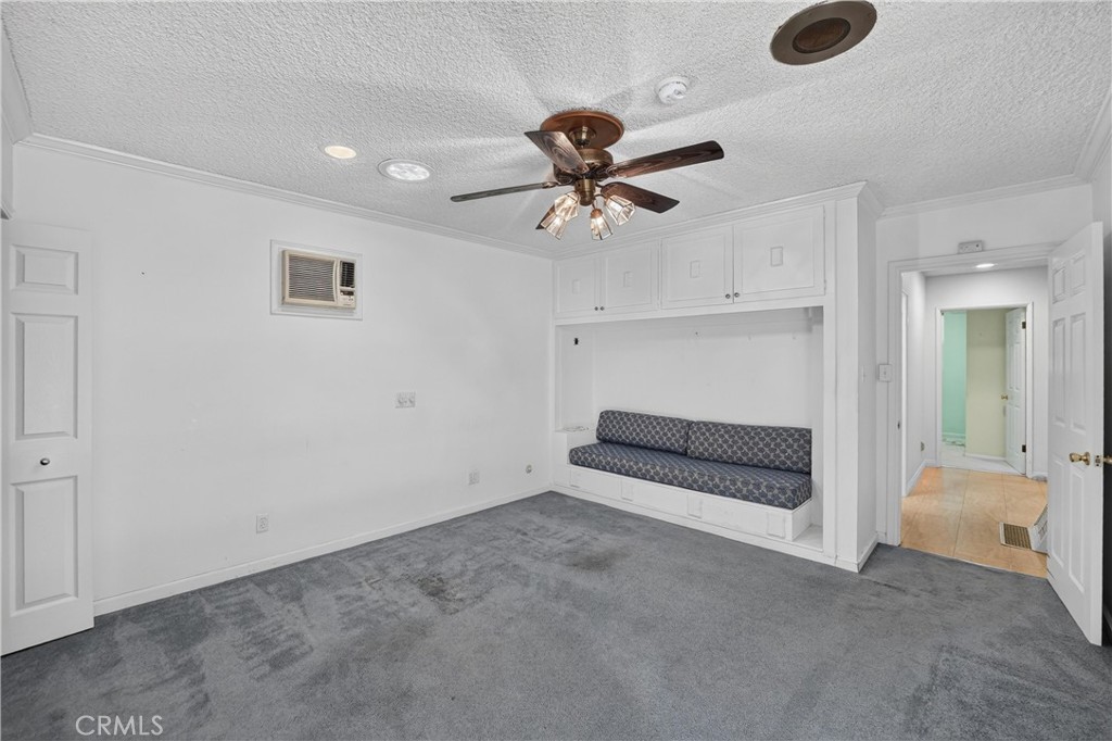 742 Irving Property Photo 29