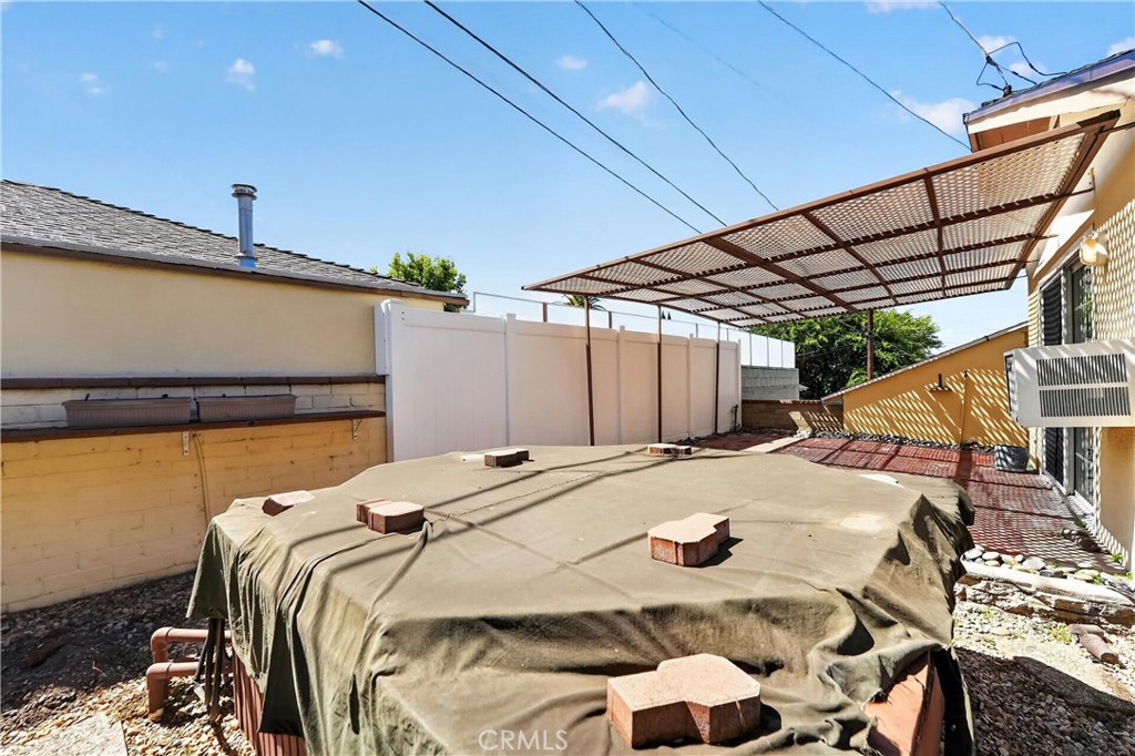 742 Irving Property Photo 42