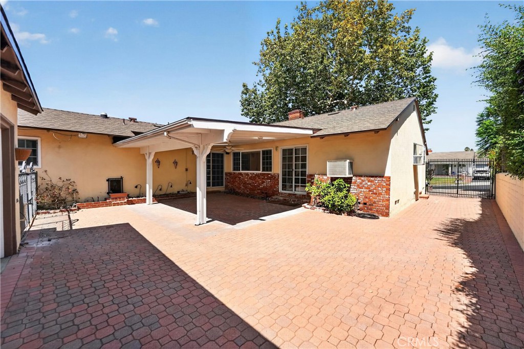 742 Irving Property Photo 46