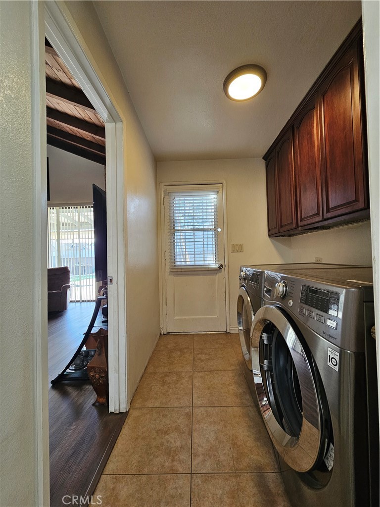 1179 N Viceroy Avenue Property Photo 11