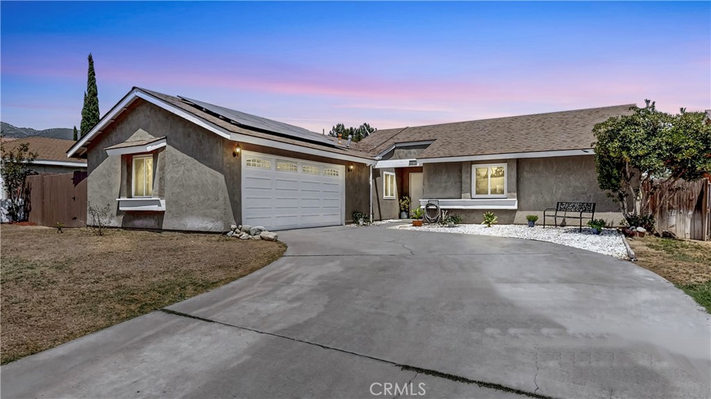 4973 Cambridge Property Photo 1