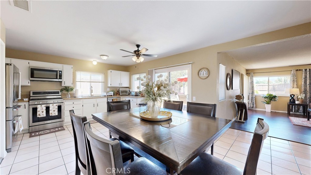 4973 Cambridge Property Photo 10