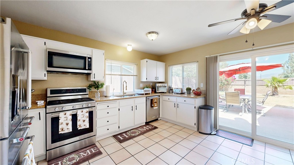 4973 Cambridge Property Photo 13