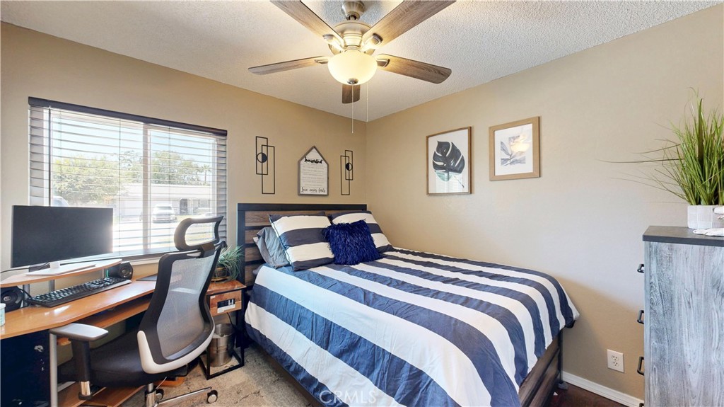 4973 Cambridge Property Photo 24