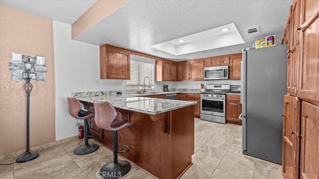 11443 Balsam Avenue Property Photo 10