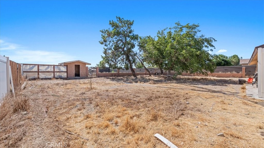 11443 Balsam Avenue Property Photo 25