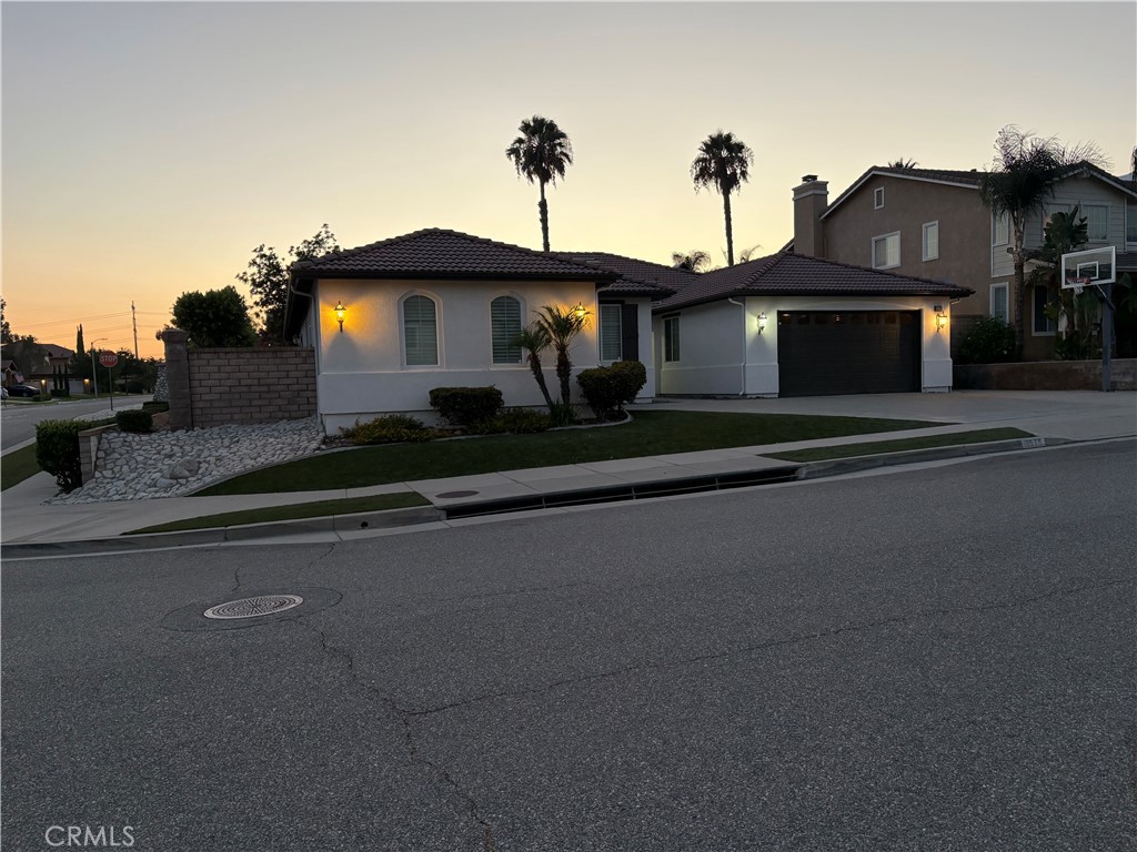 5876 Greyville Place Property Photo 4