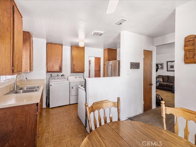 2408 2nd, 2130 G Street Property Photo 39