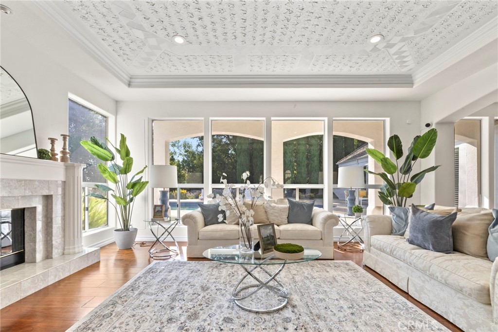 5072 Castle Court Property Photo 8
