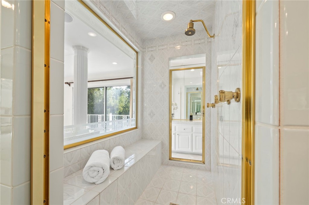 5072 Castle Court Property Photo 54