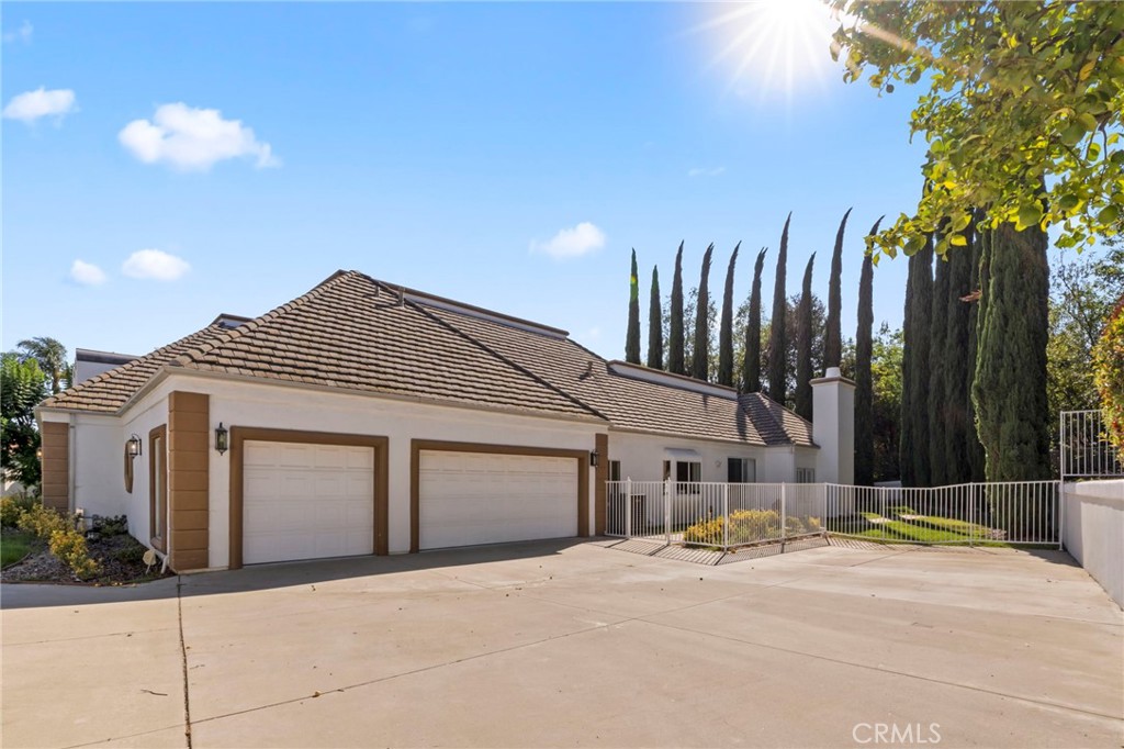 5072 Castle Court Property Photo 68