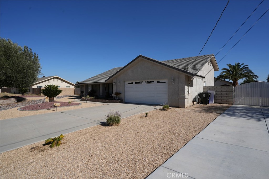 18895 Siesta Drive Property Photo 4