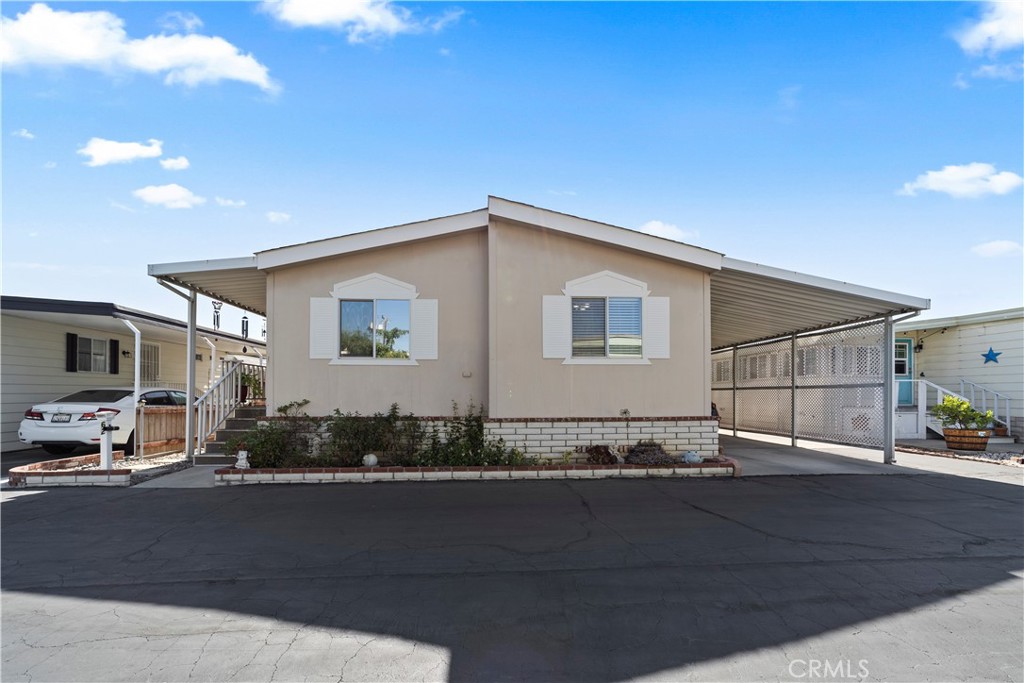 1630 W Covina Boulevard 62 Property Photo 2