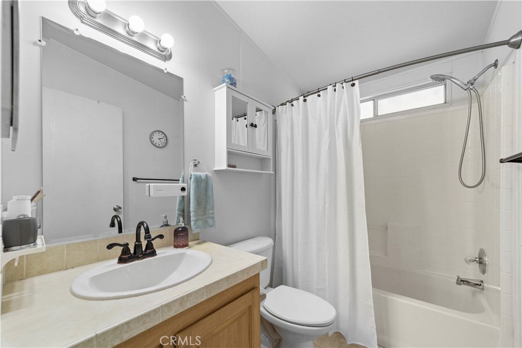 1630 W Covina Boulevard 62 Property Photo 22