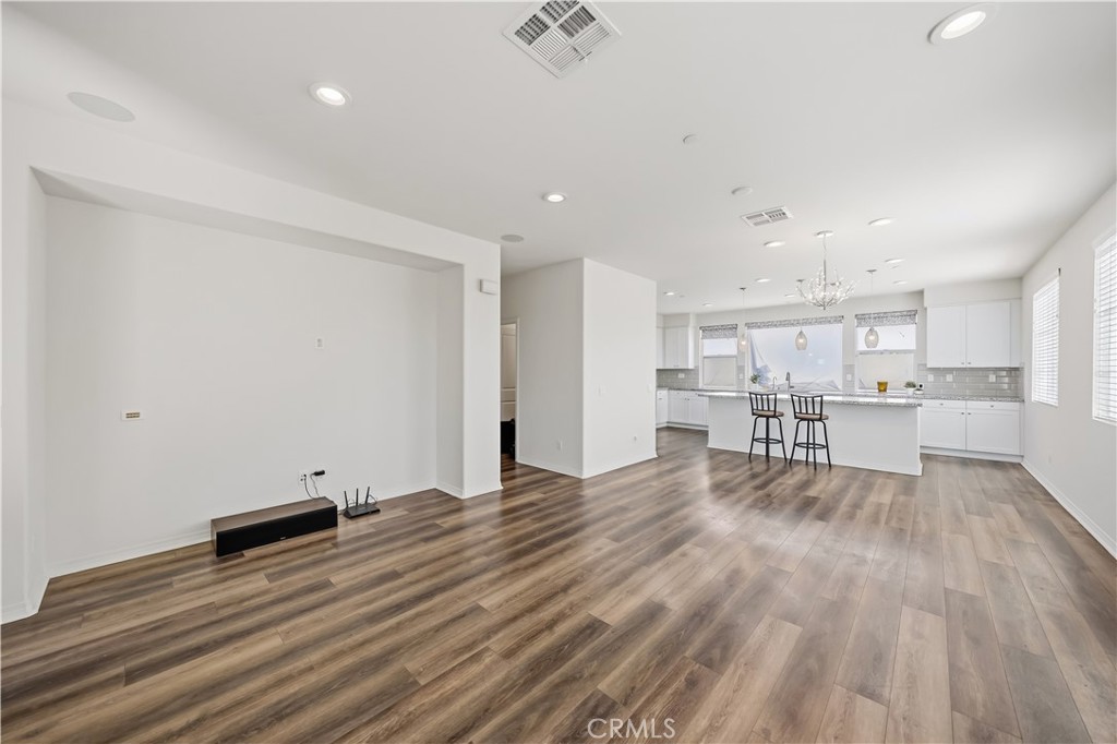 803 N Dalton Avenue 101 Property Photo 7