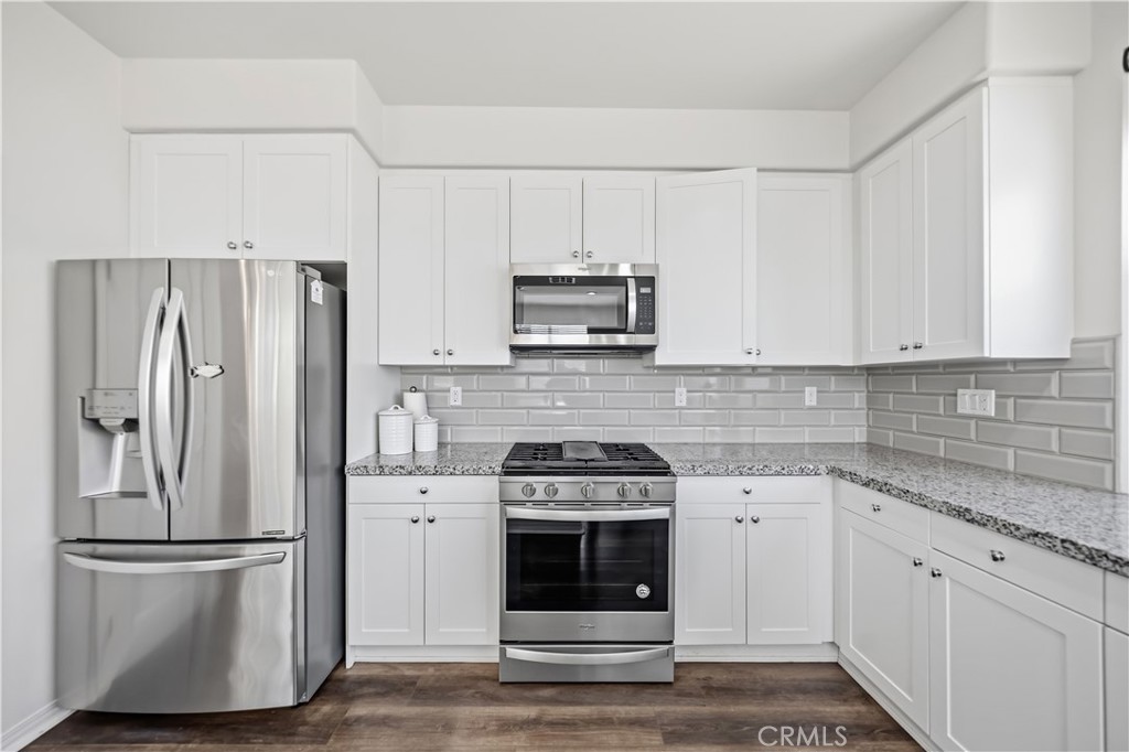 803 N Dalton Avenue 101 Property Photo 17