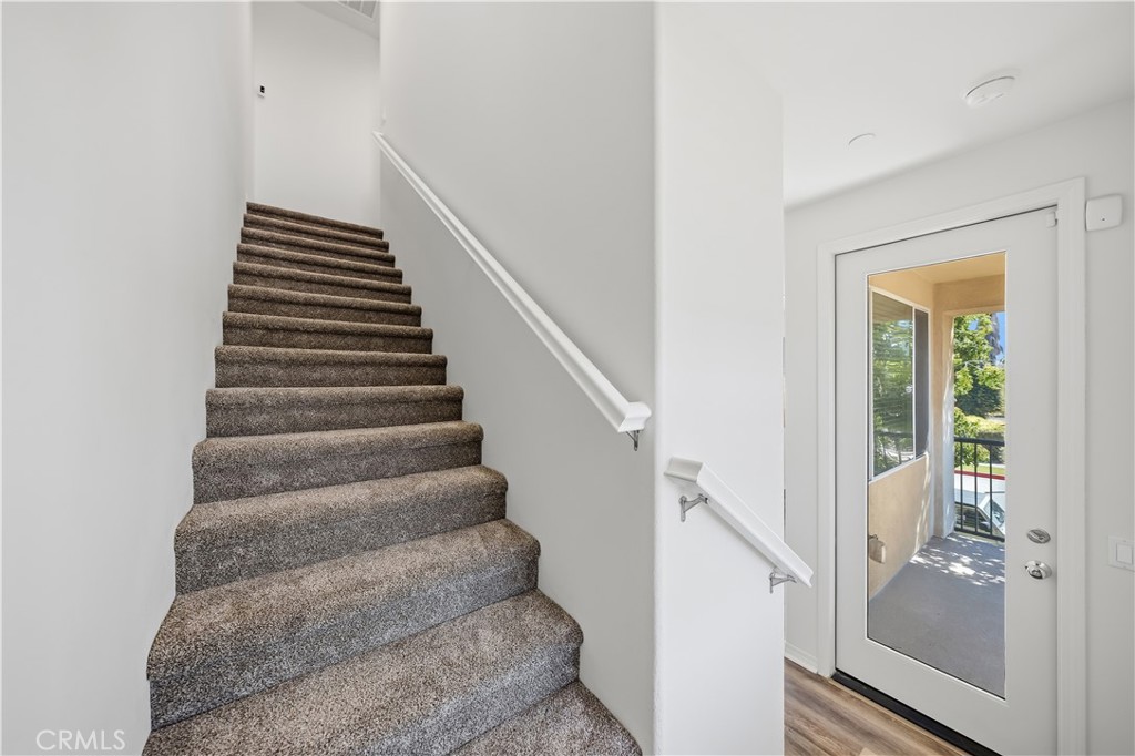 803 N Dalton Avenue 101 Property Photo 20