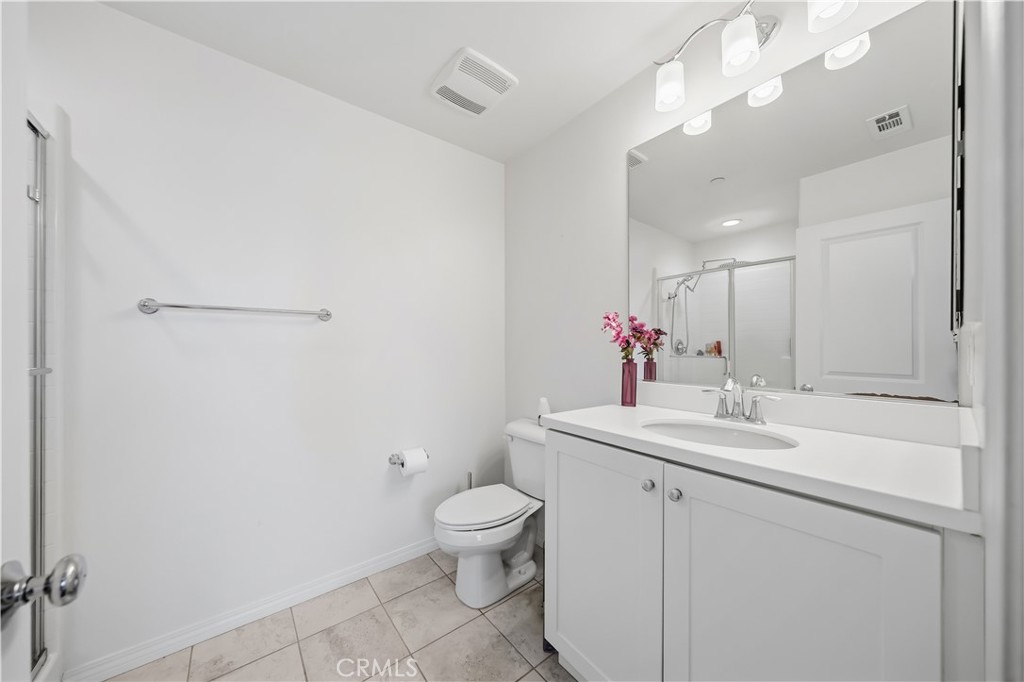 803 N Dalton Avenue 101 Property Photo 23