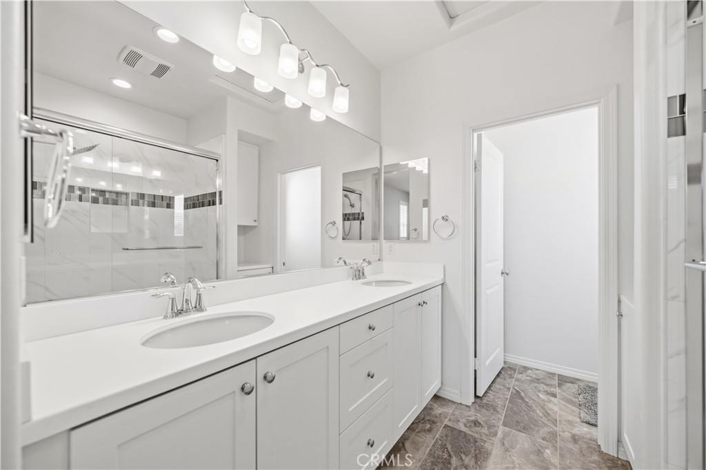 803 N Dalton Avenue 101 Property Photo 26