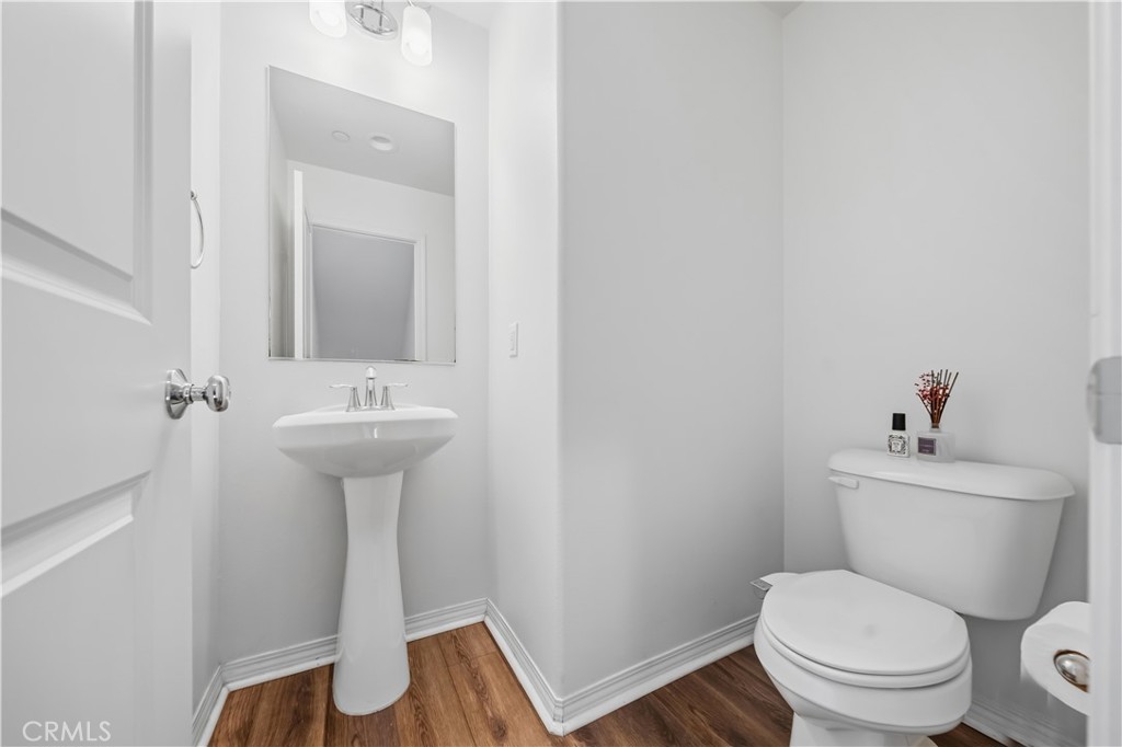803 N Dalton Avenue 101 Property Photo 33