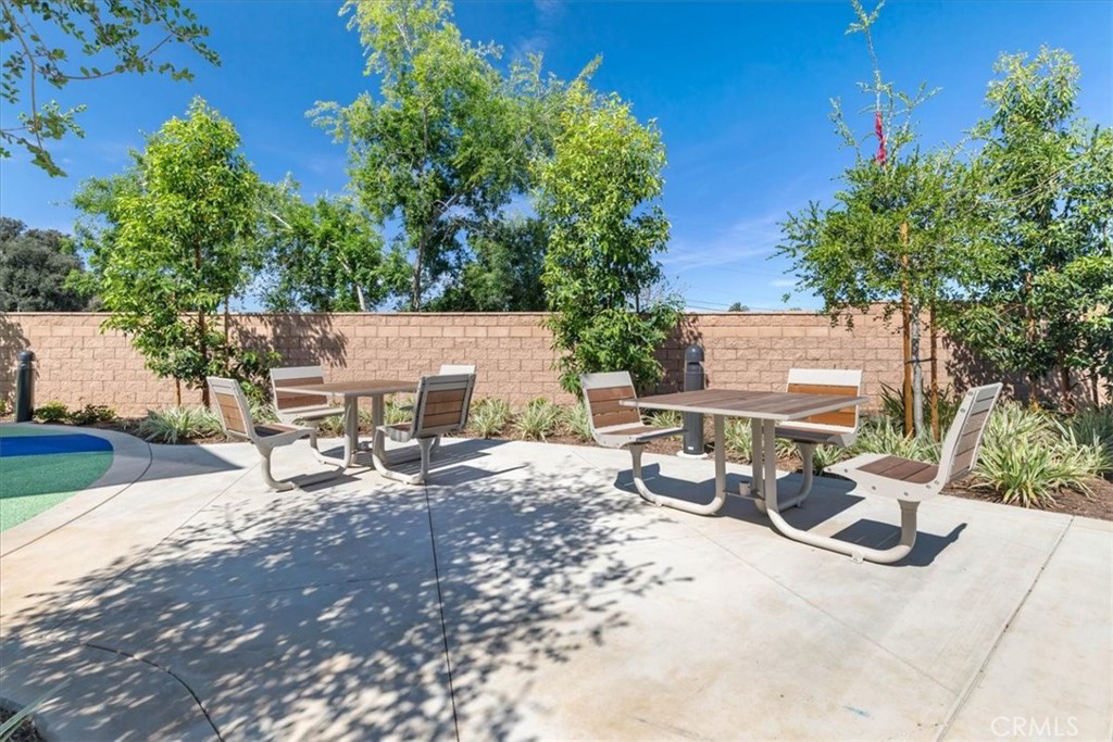 9545 Hannah Way Property Photo 13