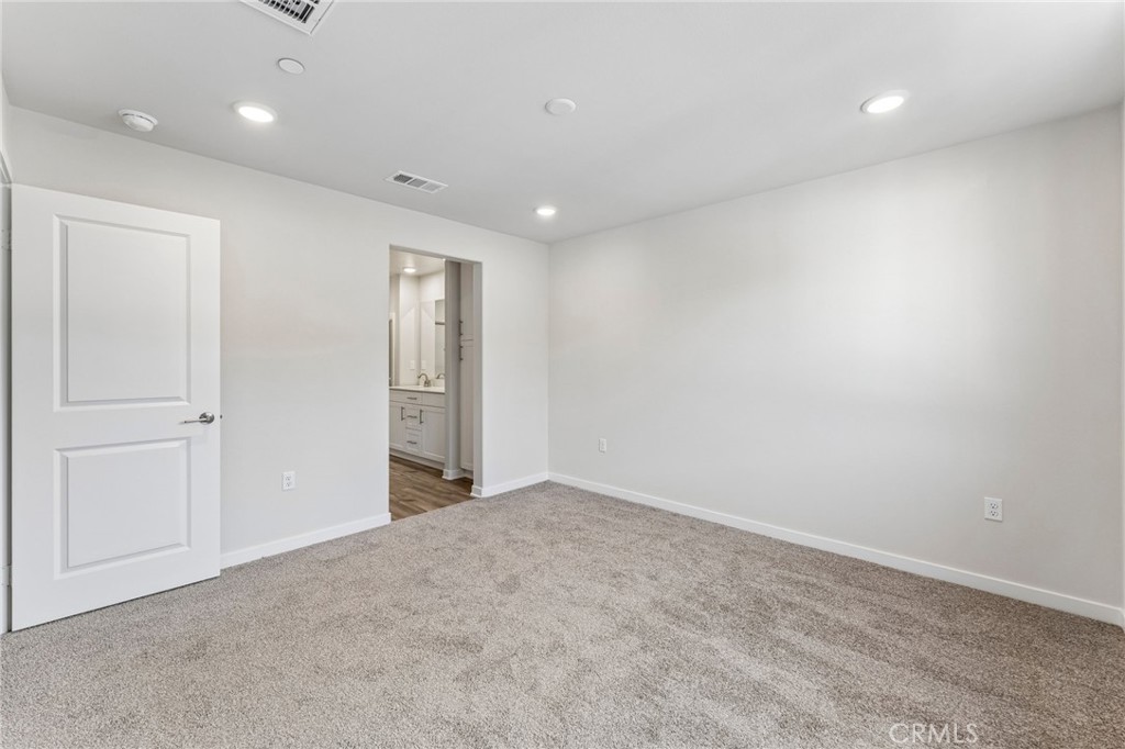 9548 Hannah Way Property Photo 28