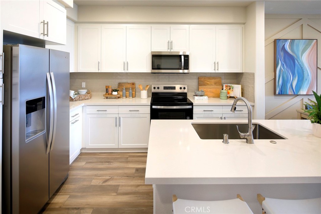 9552 Hannah Way Property Photo 1