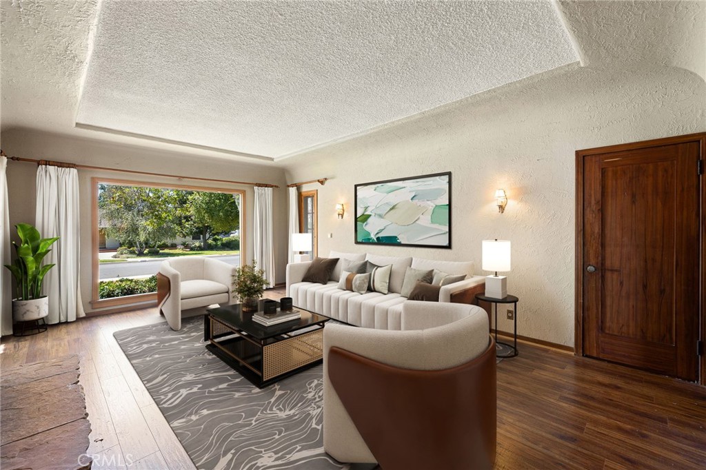 2509 I Property Photo 7
