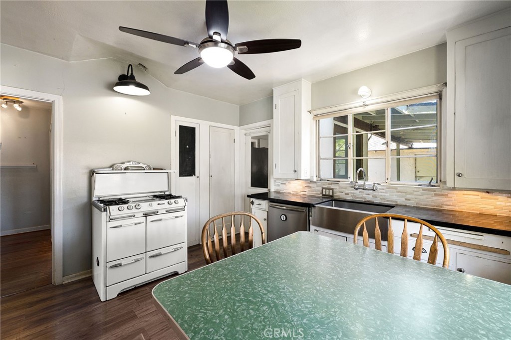 2509 I Property Photo 14