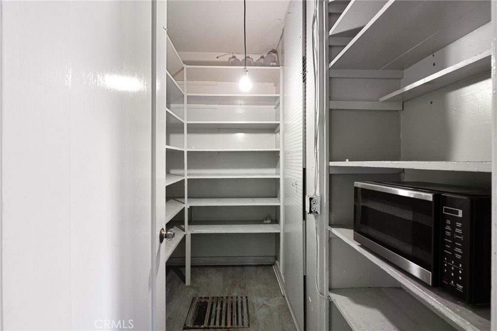 2509 I Property Photo 19