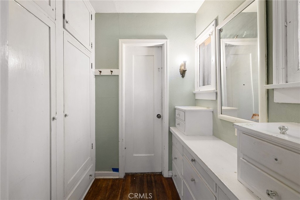 2509 I Property Photo 22