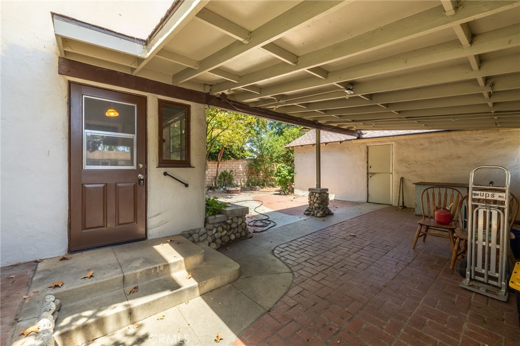 2509 I Property Photo 38