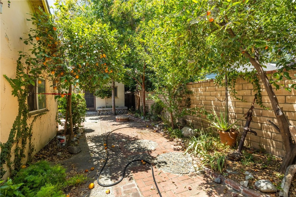 2509 I Property Photo 41