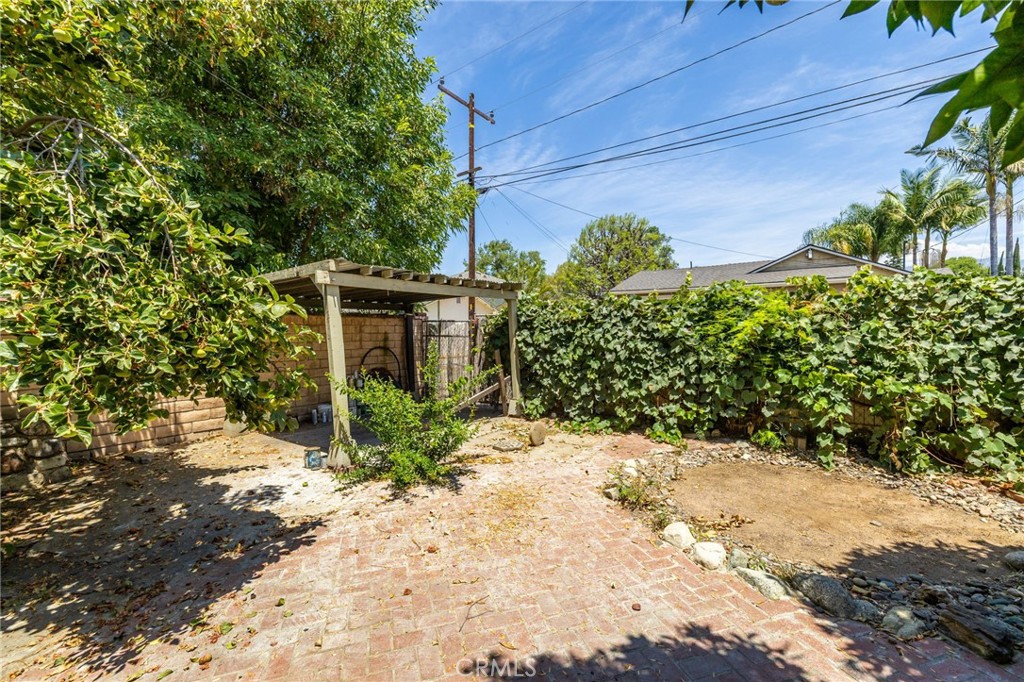 2509 I Property Photo 44