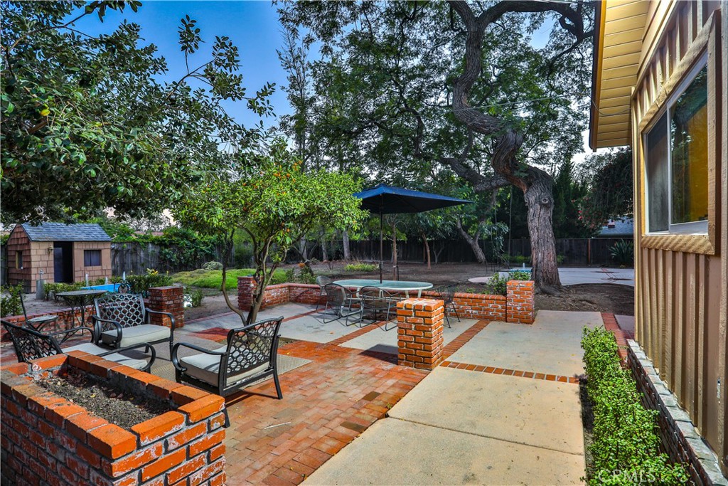 846 W 10th Street Property Photo 45