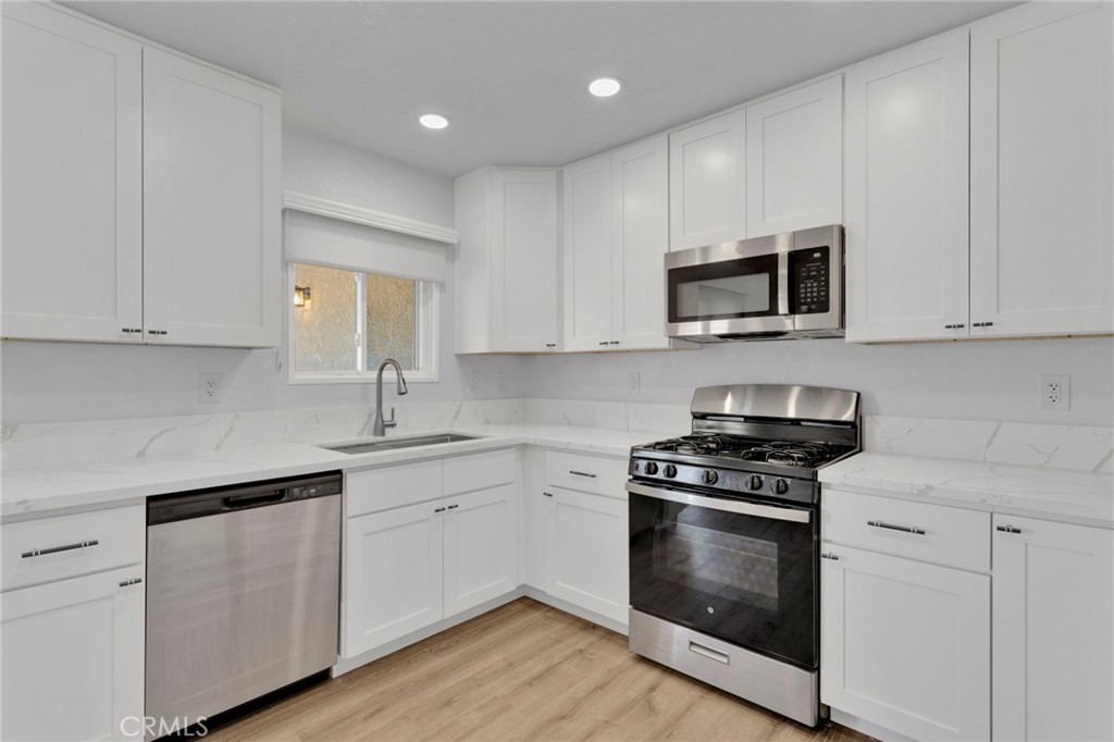 8333 Corona Avenue Property Photo 3