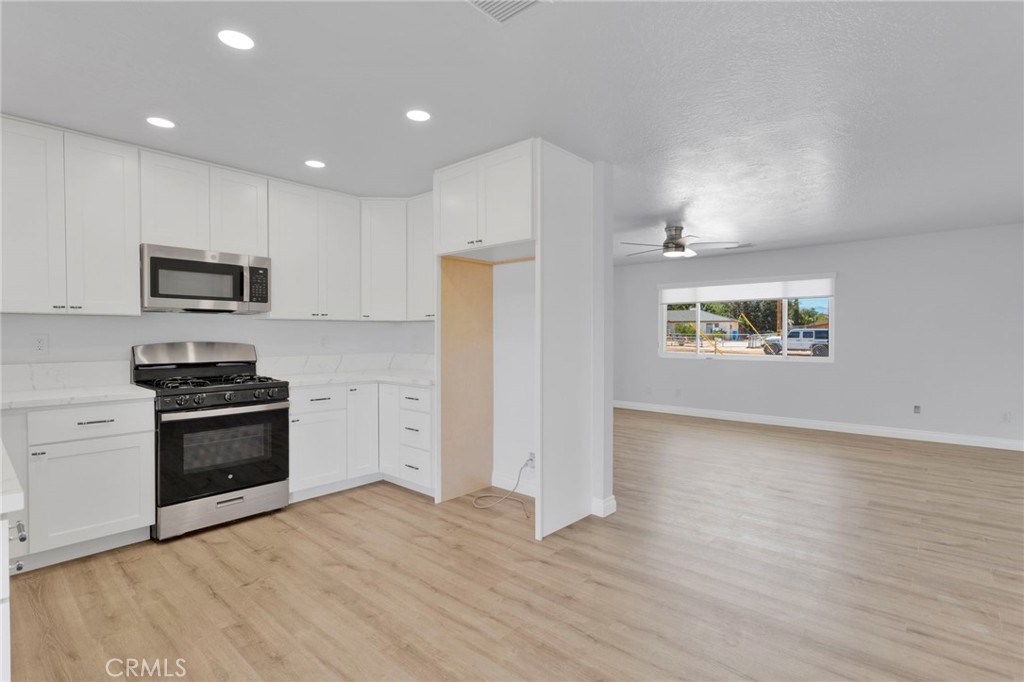 8333 Corona Avenue Property Photo 5