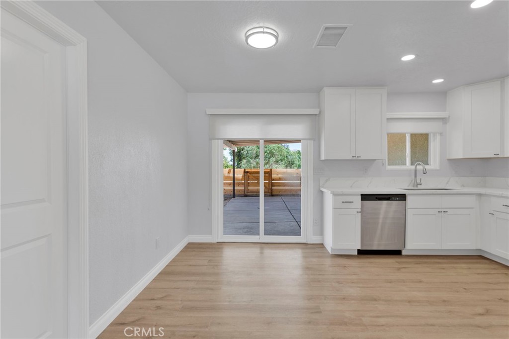 8333 Corona Avenue Property Photo 6