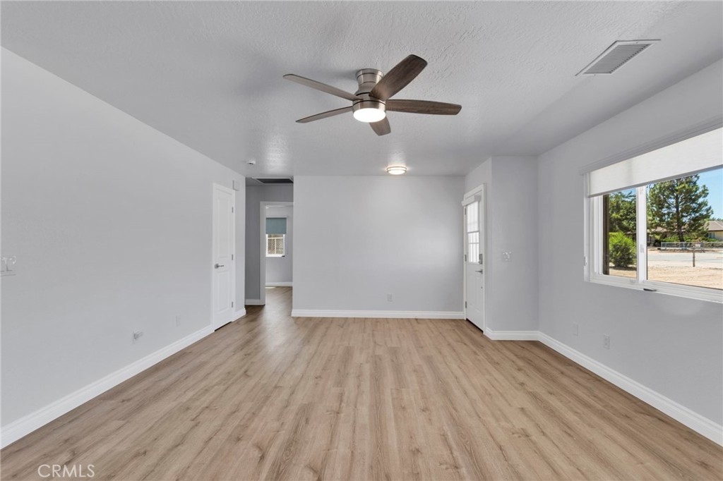 8333 Corona Avenue Property Photo 8