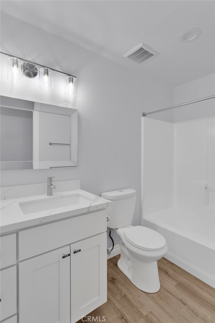 8333 Corona Avenue Property Photo 17