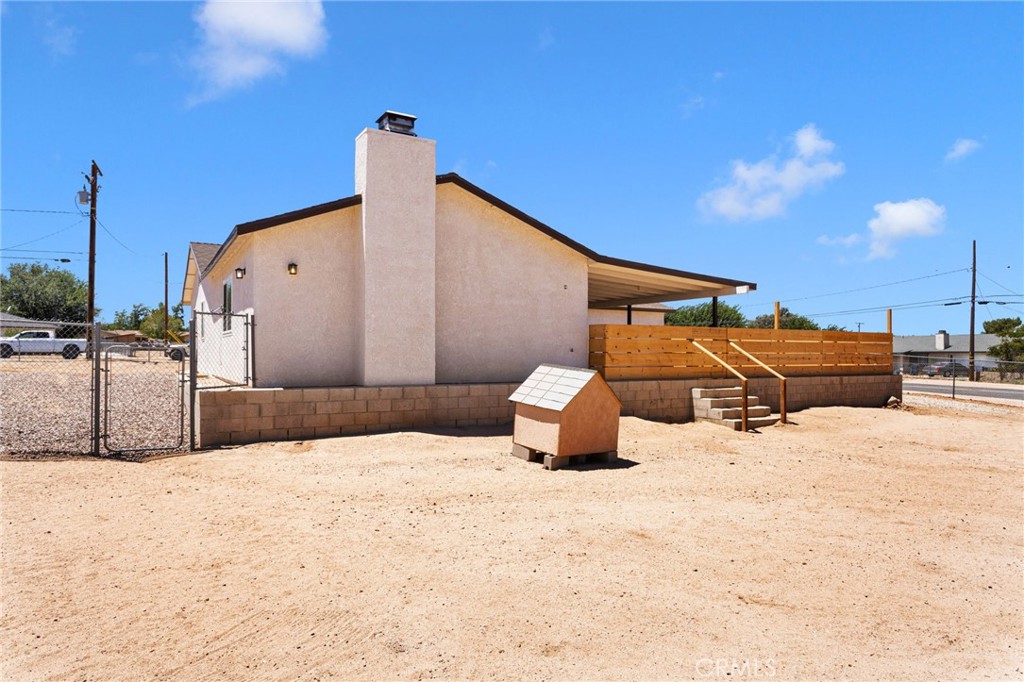 8333 Corona Avenue Property Photo 33