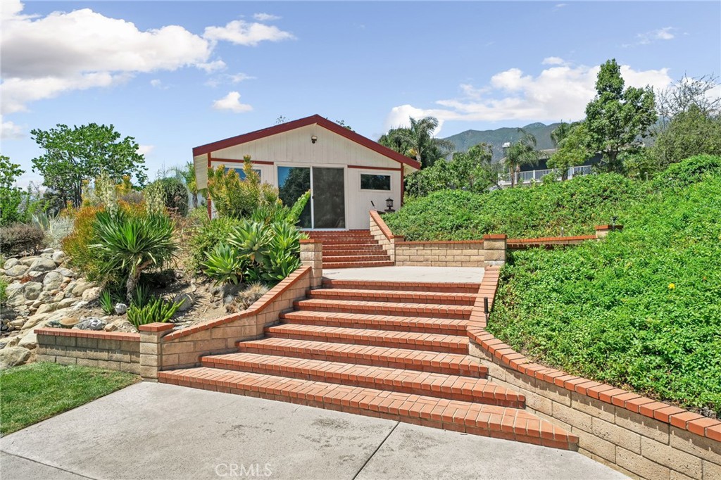 10158 Woodridge Property Photo 12
