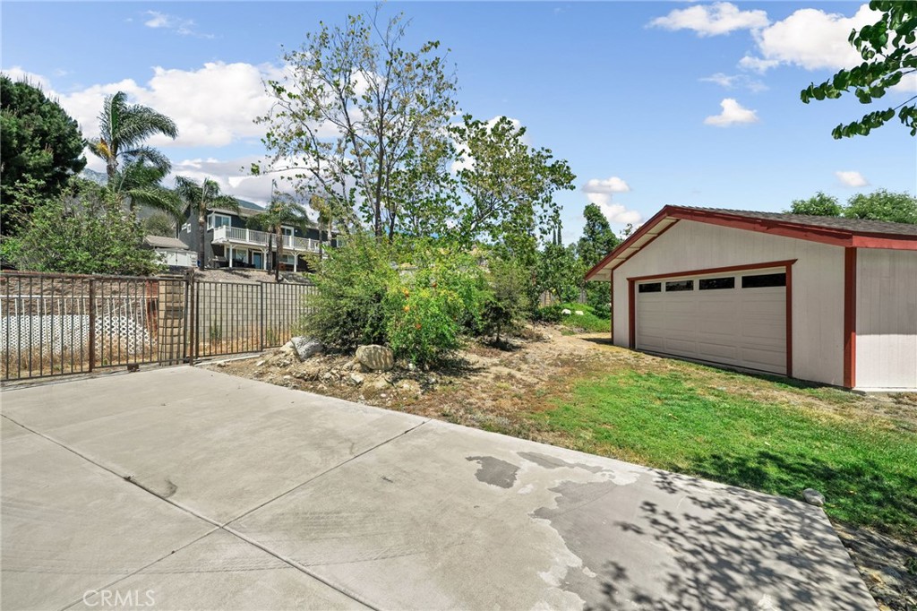 10158 Woodridge Property Photo 19