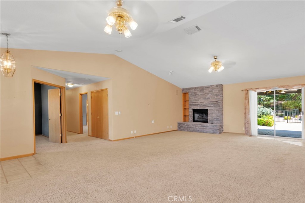 13331 Waco Drive Property Photo 10