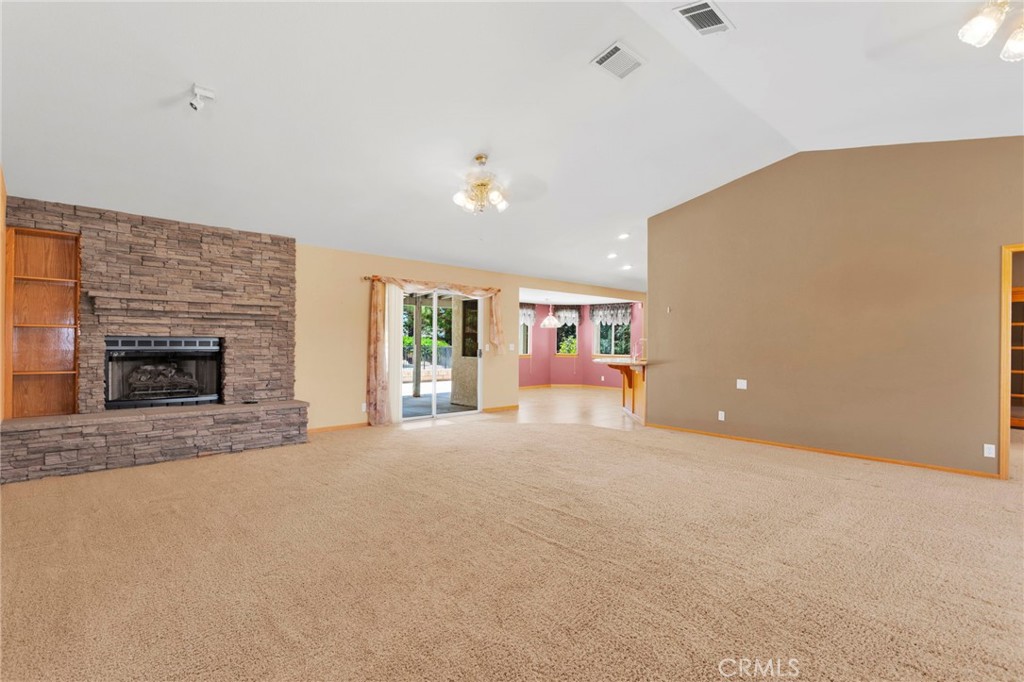 13331 Waco Drive Property Photo 11