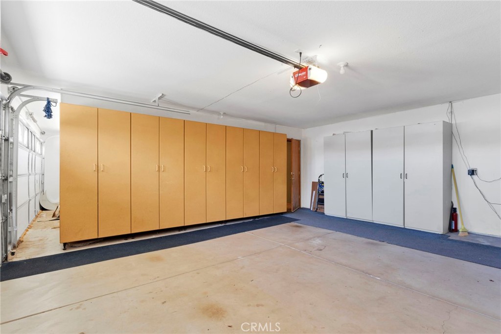13331 Waco Drive Property Photo 32