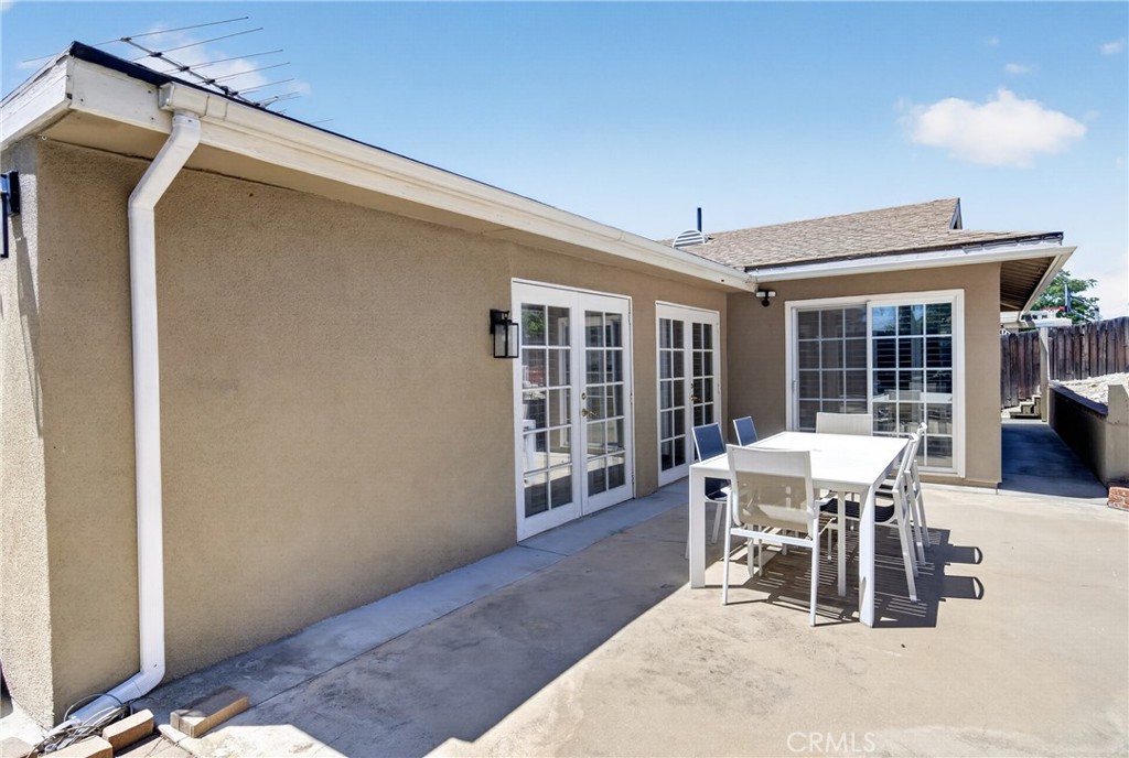 579 Aurora Property Photo 25