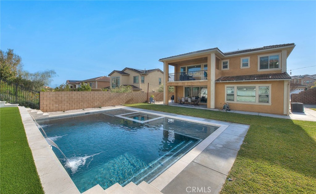 5924 Nisa Drive Property Photo 3