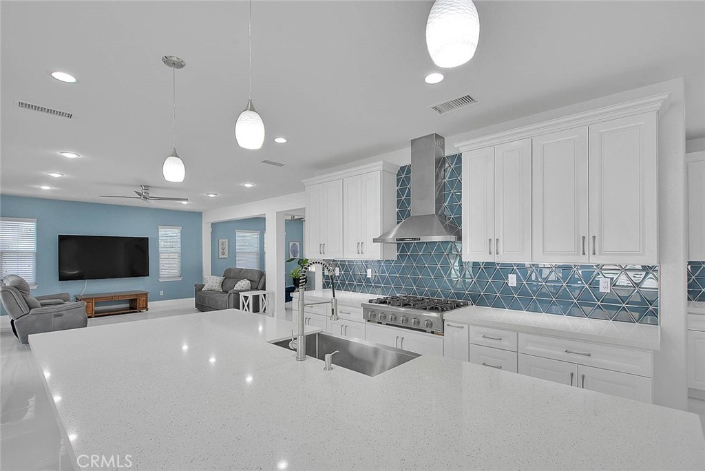 5924 Nisa Drive Property Photo 18
